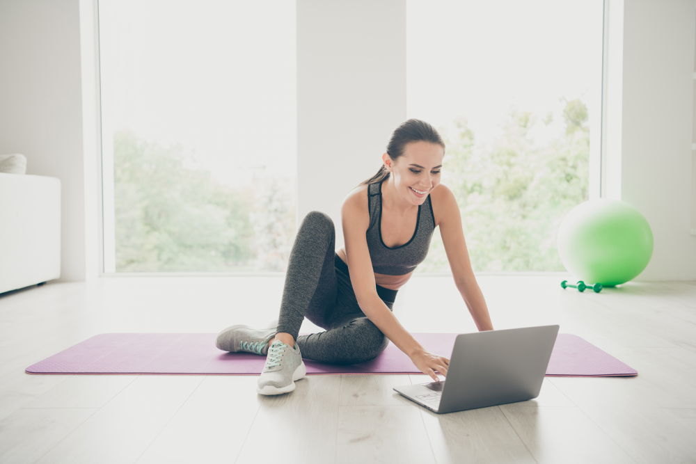 Pilates a distance pt.jpeg Pilates a distance pt.jpeg